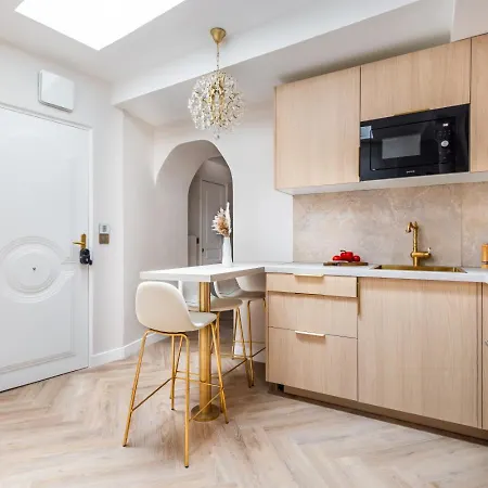 Appartamento Magnifique 3 3 Sde Avec Clim Et Jacuzzi Parigi